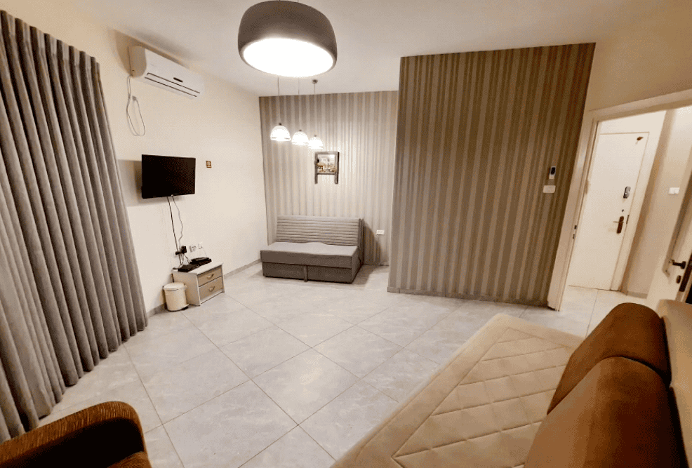 2026-04-15 20_45_44-(1) Segal in Jerusalem - 85 mt2 apartment in the center of jerusalem - YouTube
