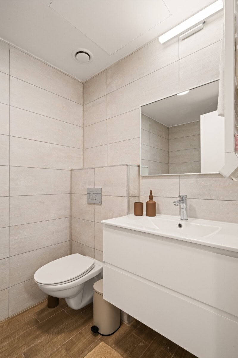 WhatsApp Image 2025-11-04 at 2.10.09 PM (2)