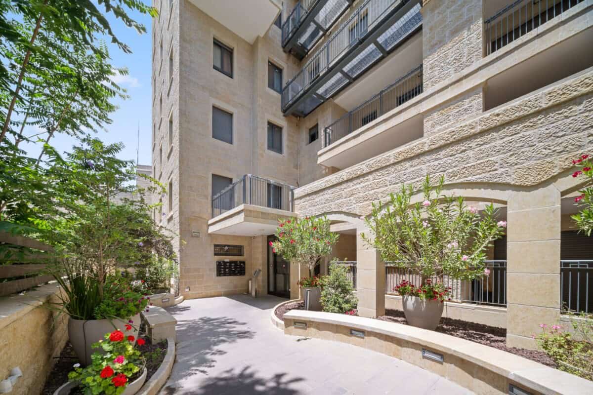 WhatsApp Image 2025-11-04 at 2.34.15 PM (2)